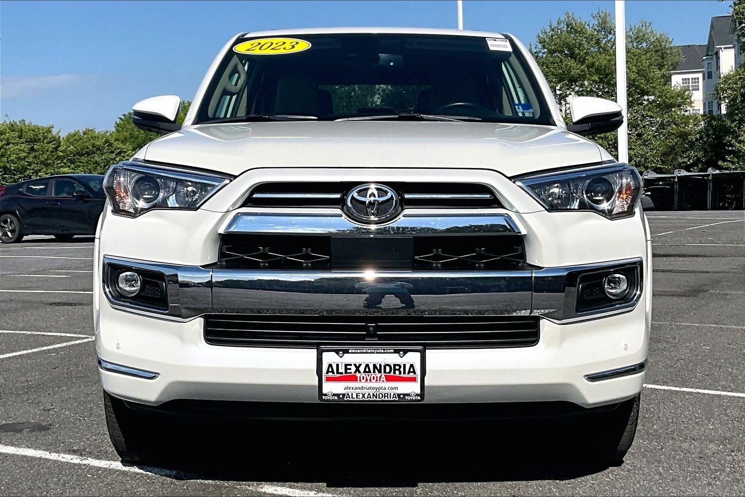 Used 2023 Toyota 4Runner Limited AWD/4WD image 3