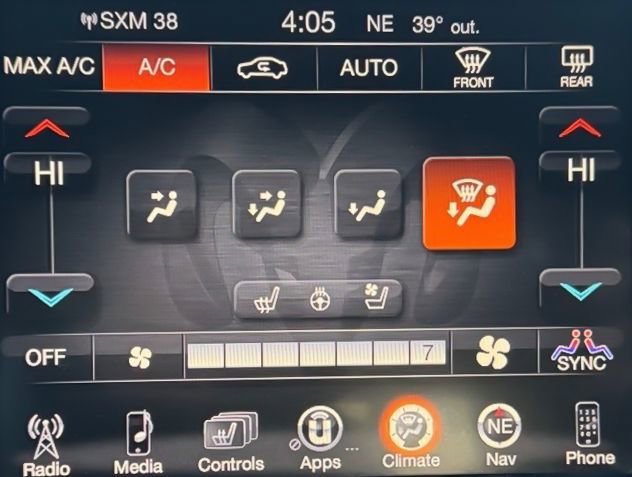 Used 2014 RAM 3500 Laramie image 25