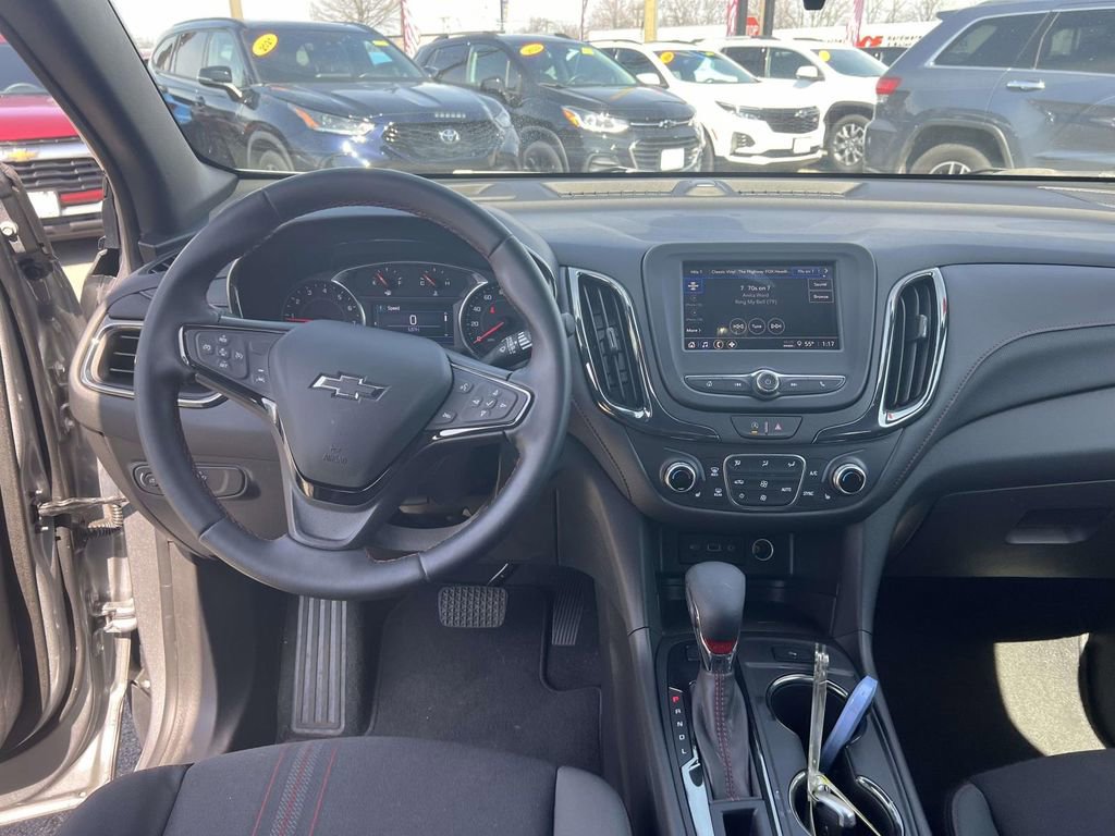 Used 2023 Chevrolet Equinox RS AWD/4WD image 12