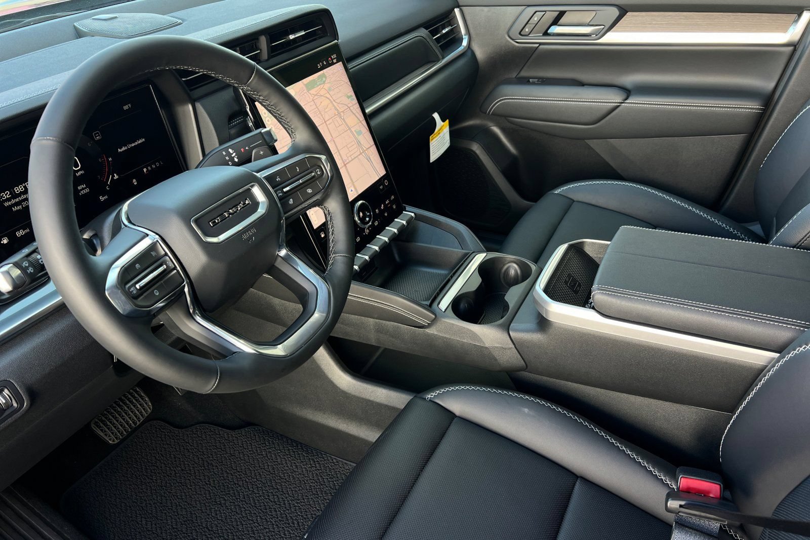 New 2026 GMC Terrain Denali AWD/4WD image 7