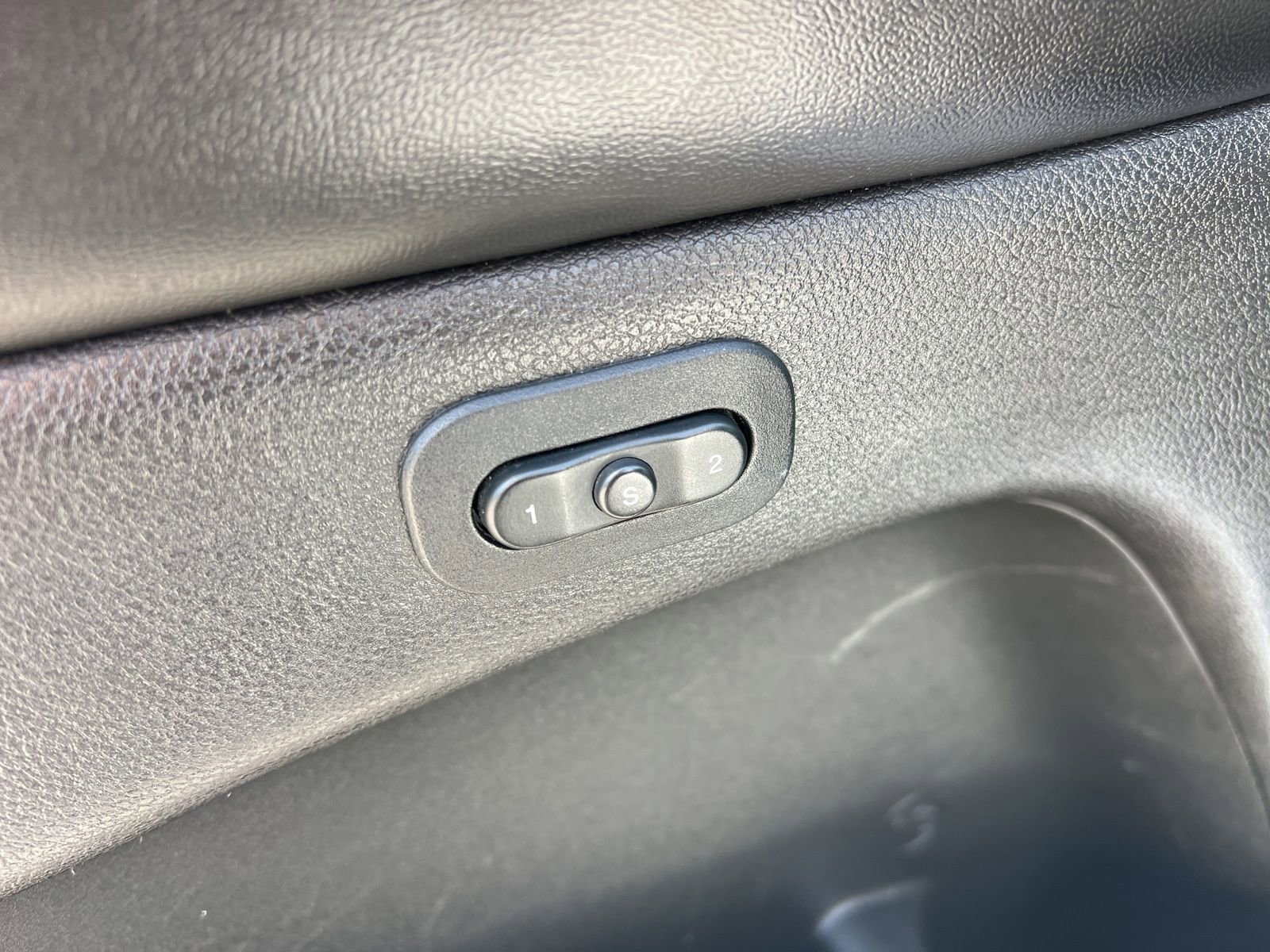 Used 2019 Dodge Durango GT RWD image 28