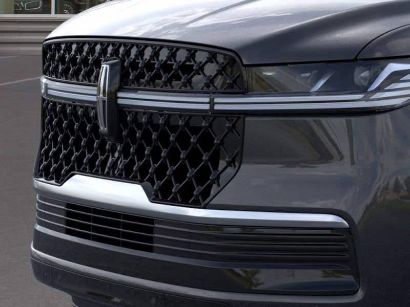 New 2025 Lincoln Navigator L Reserve w/ Jet Appearance Package image 17