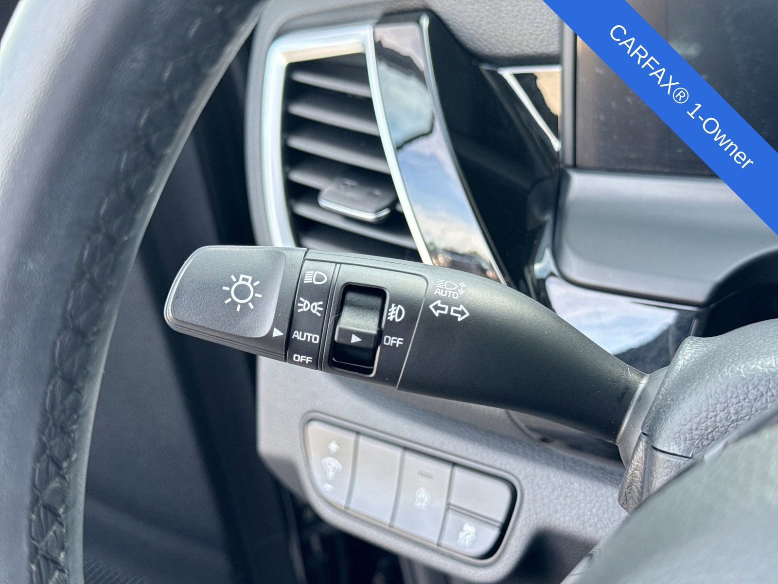 Used 2025 Kia Seltos S AWD/4WD image 26