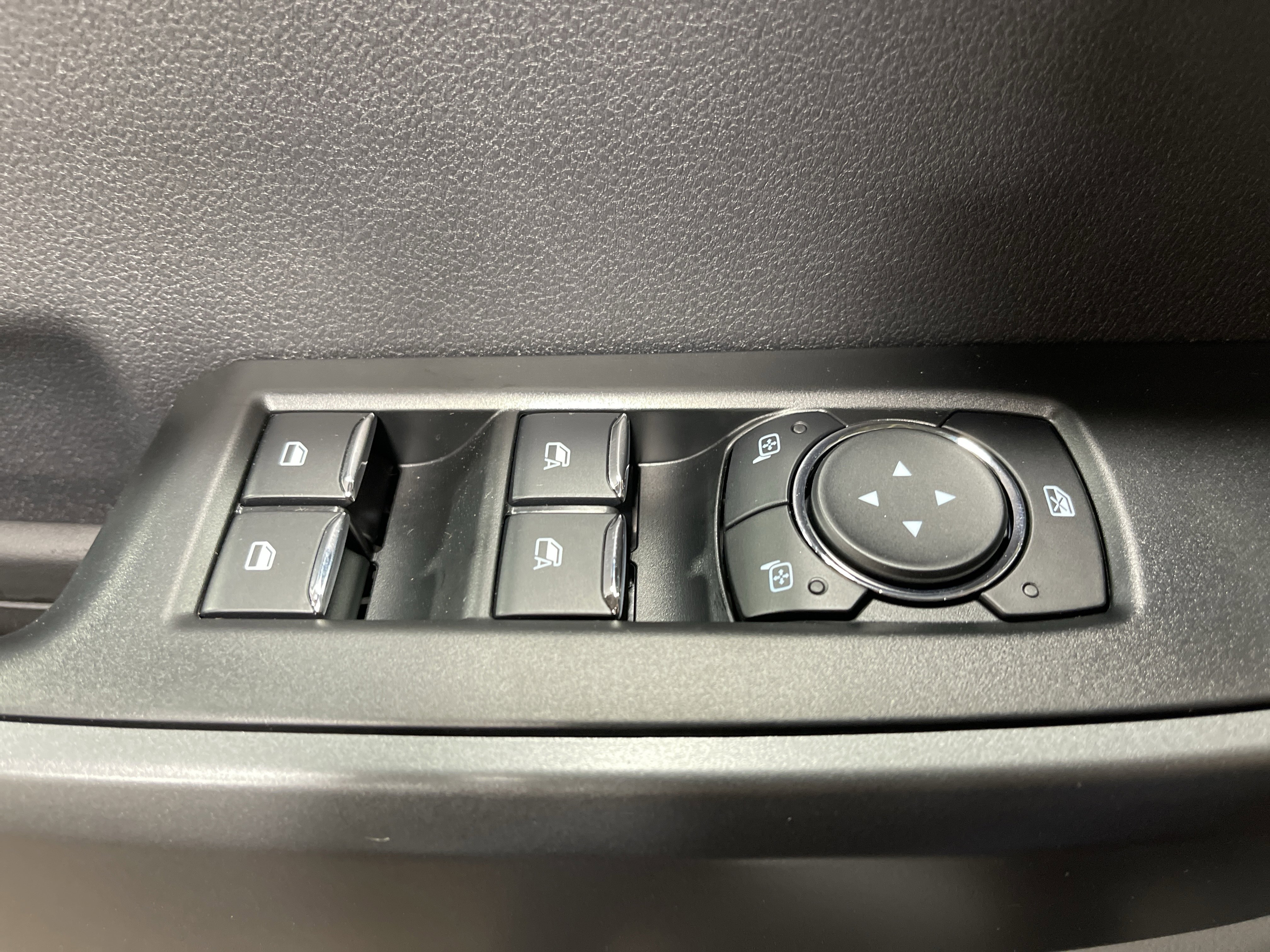 New 2026 Ford F250 4x4 Crew Cab Super Duty image 11
