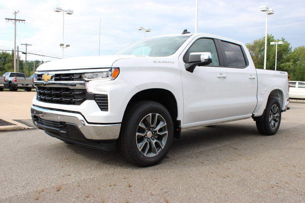 New 2026 Chevrolet Silverado 1500 LT w/ Safety Package AWD/4WD image 12