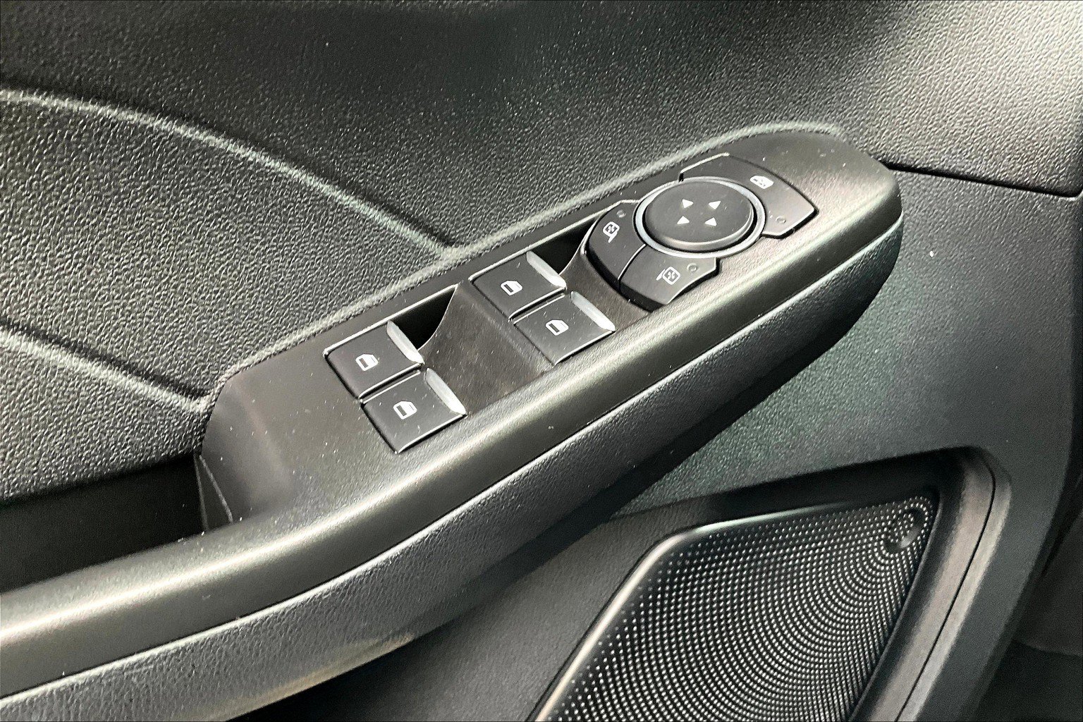 Used 2022 Ford Escape SEL w/ Technology Package AWD/4WD image 34