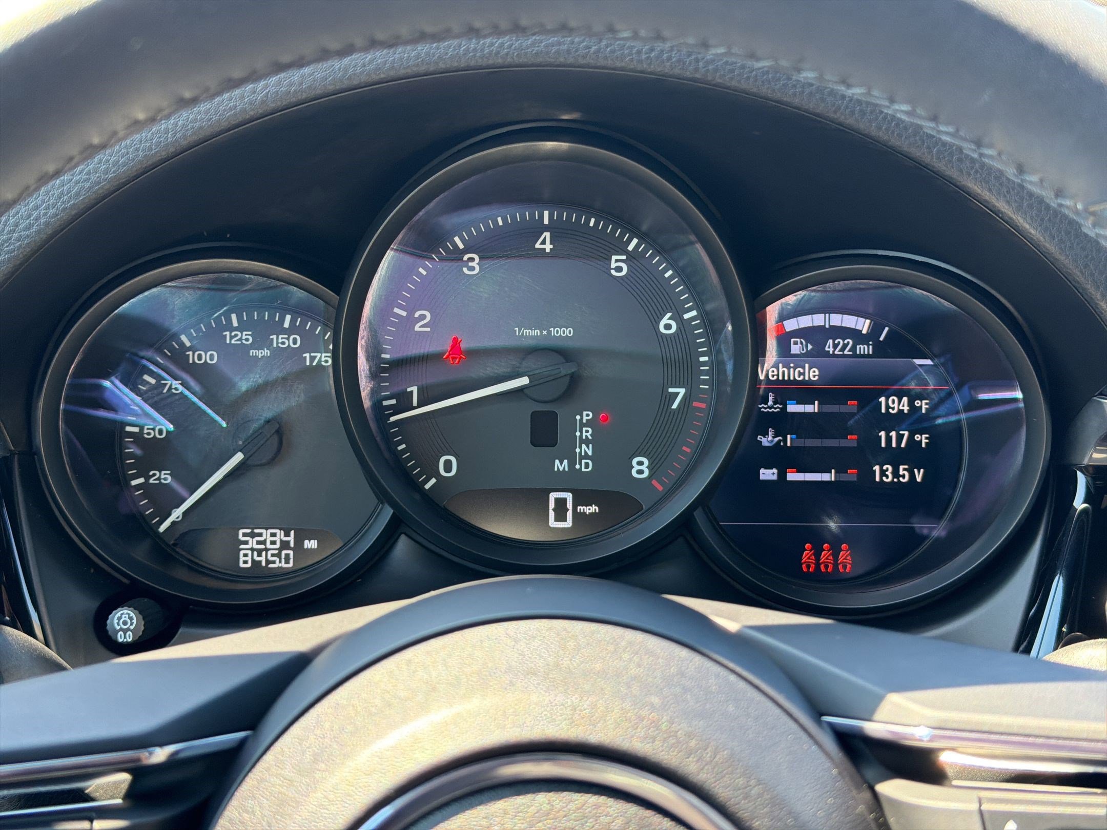 Used 2025 Porsche Macan AWD/4WD image 19