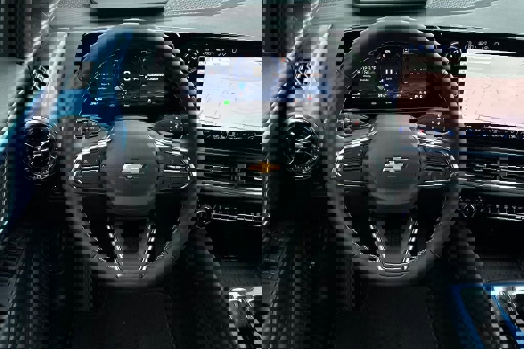 New 2026 Chevrolet Equinox EV LT image 14