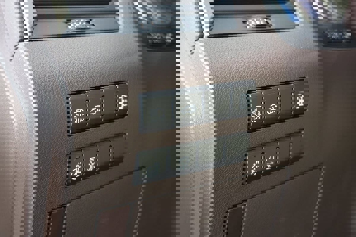 Used 2019 Lexus RX 450h AWD image 26