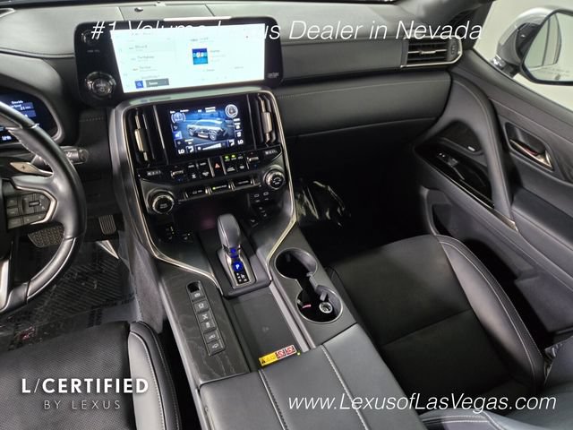 Certified 2025 Lexus LX 700h Luxury AWD/4WD image 19