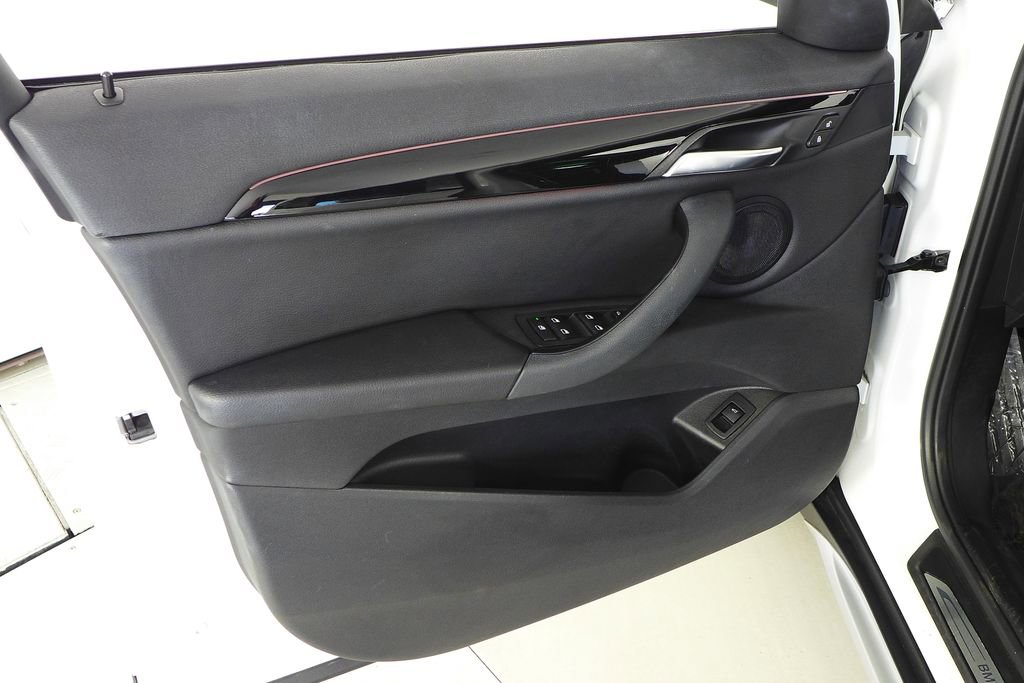 Used 2020 BMW X1 sDrive28i w/ Convenience Package image 11