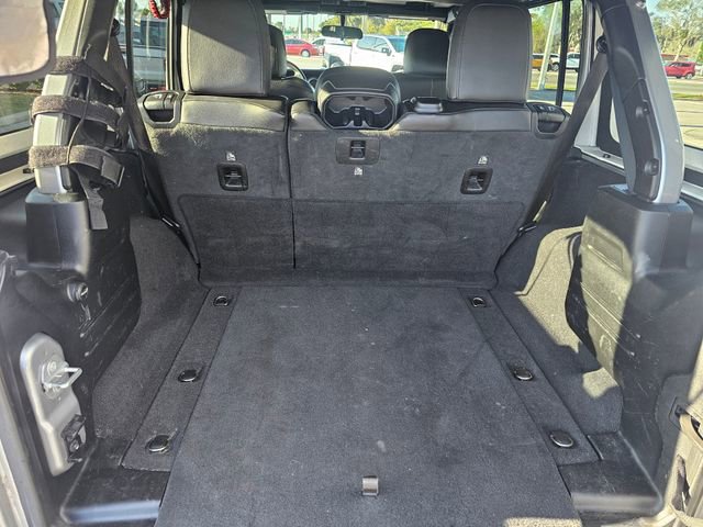 Used 2021 Jeep Wrangler Unlimited Sahara AWD/4WD image 23