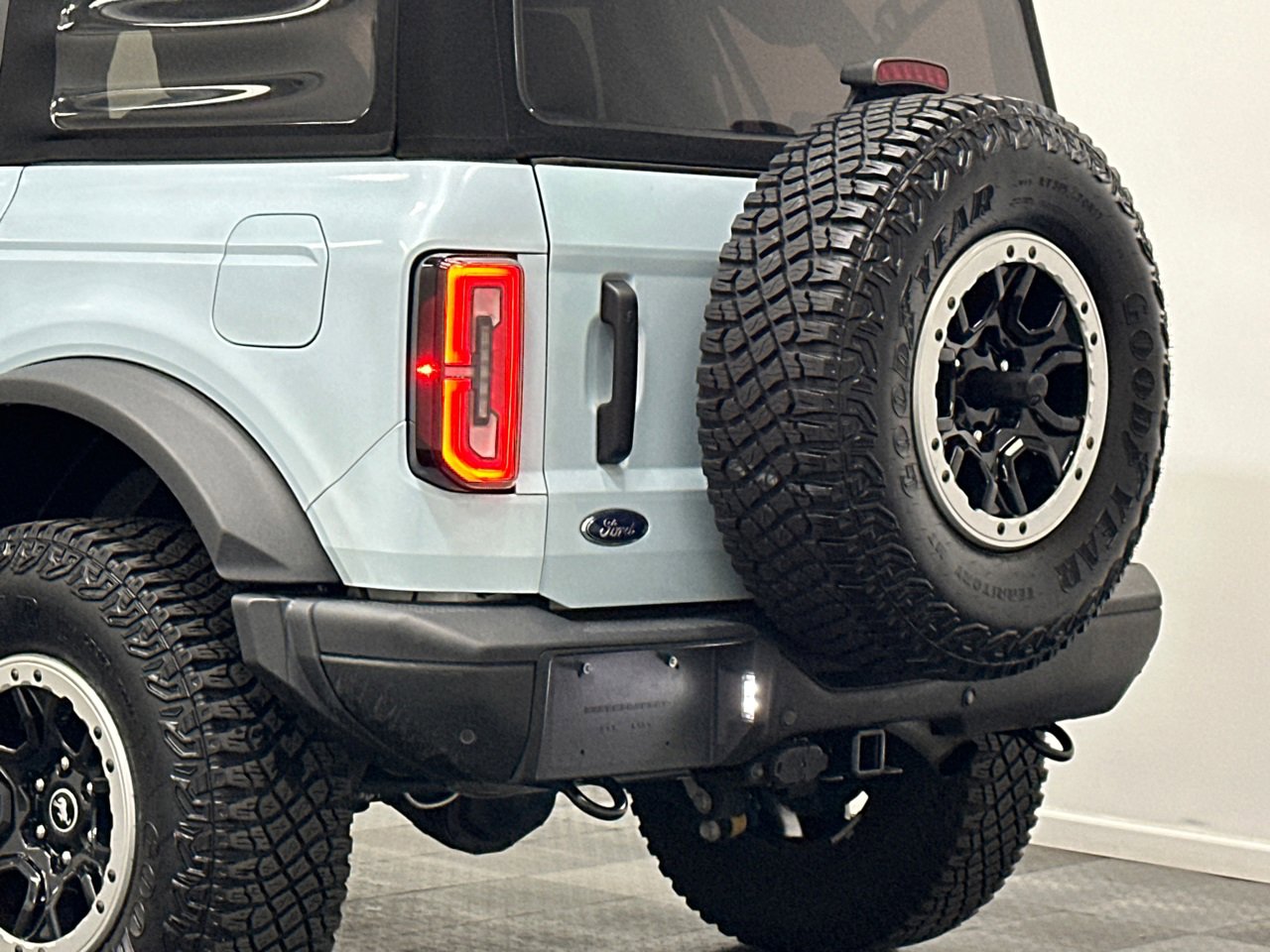 Used 2022 Ford Bronco Badlands image 7