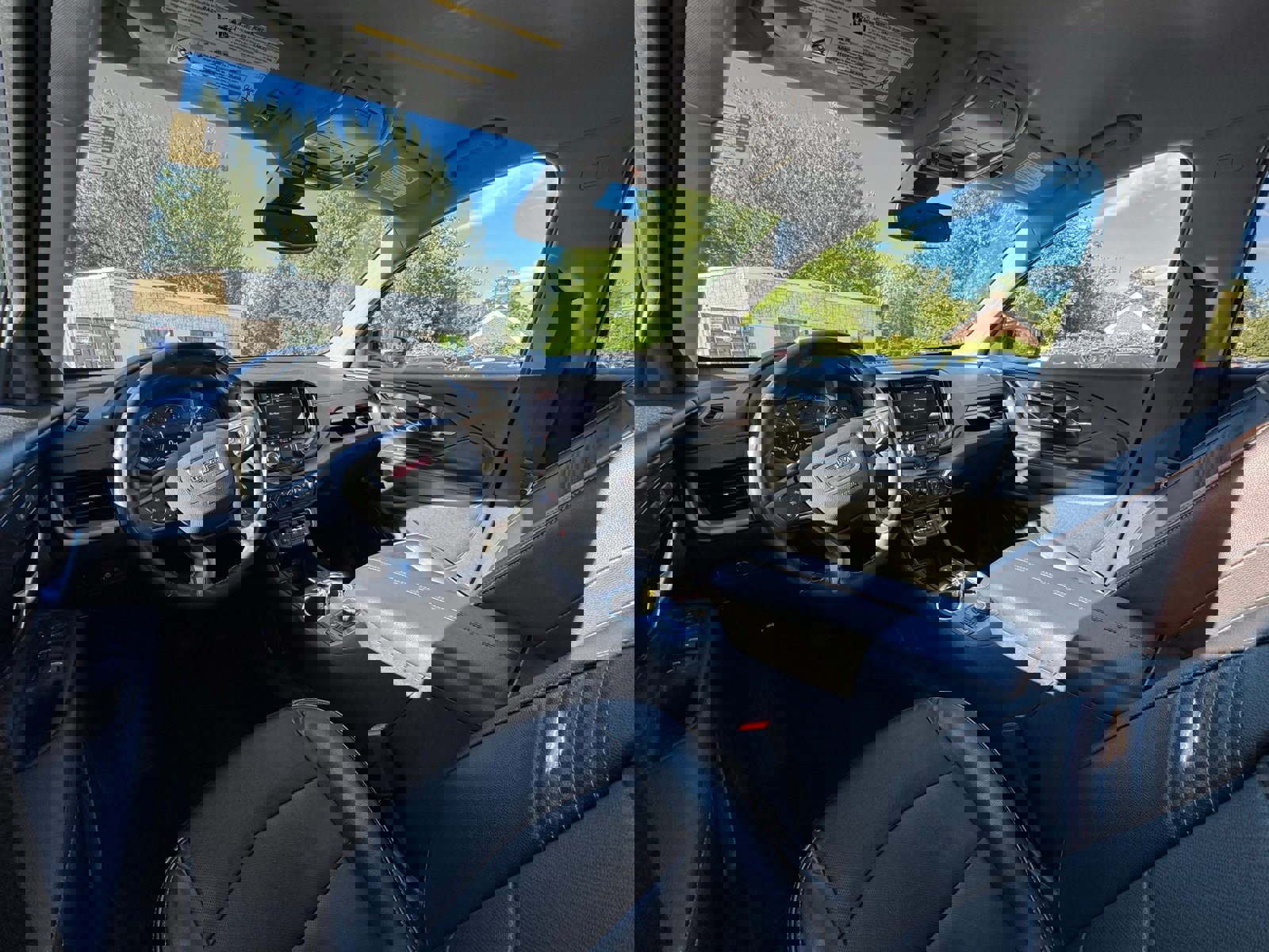 Used 2023 GMC Terrain AT4 image 8