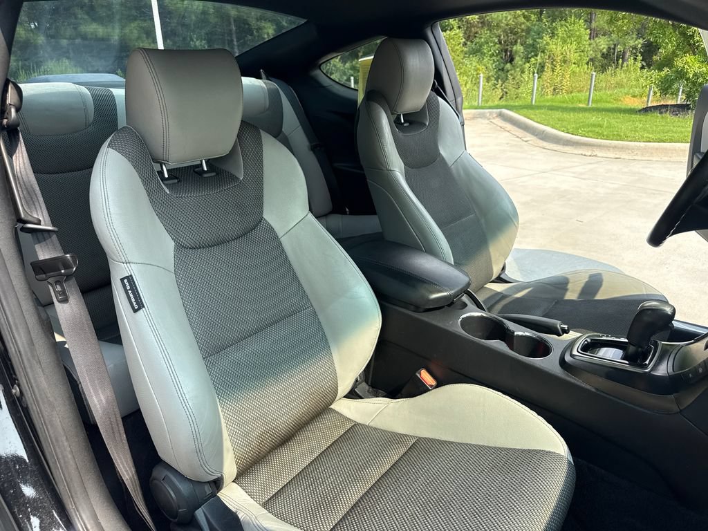 Used 2014 Hyundai Genesis 2.0T RWD image 34