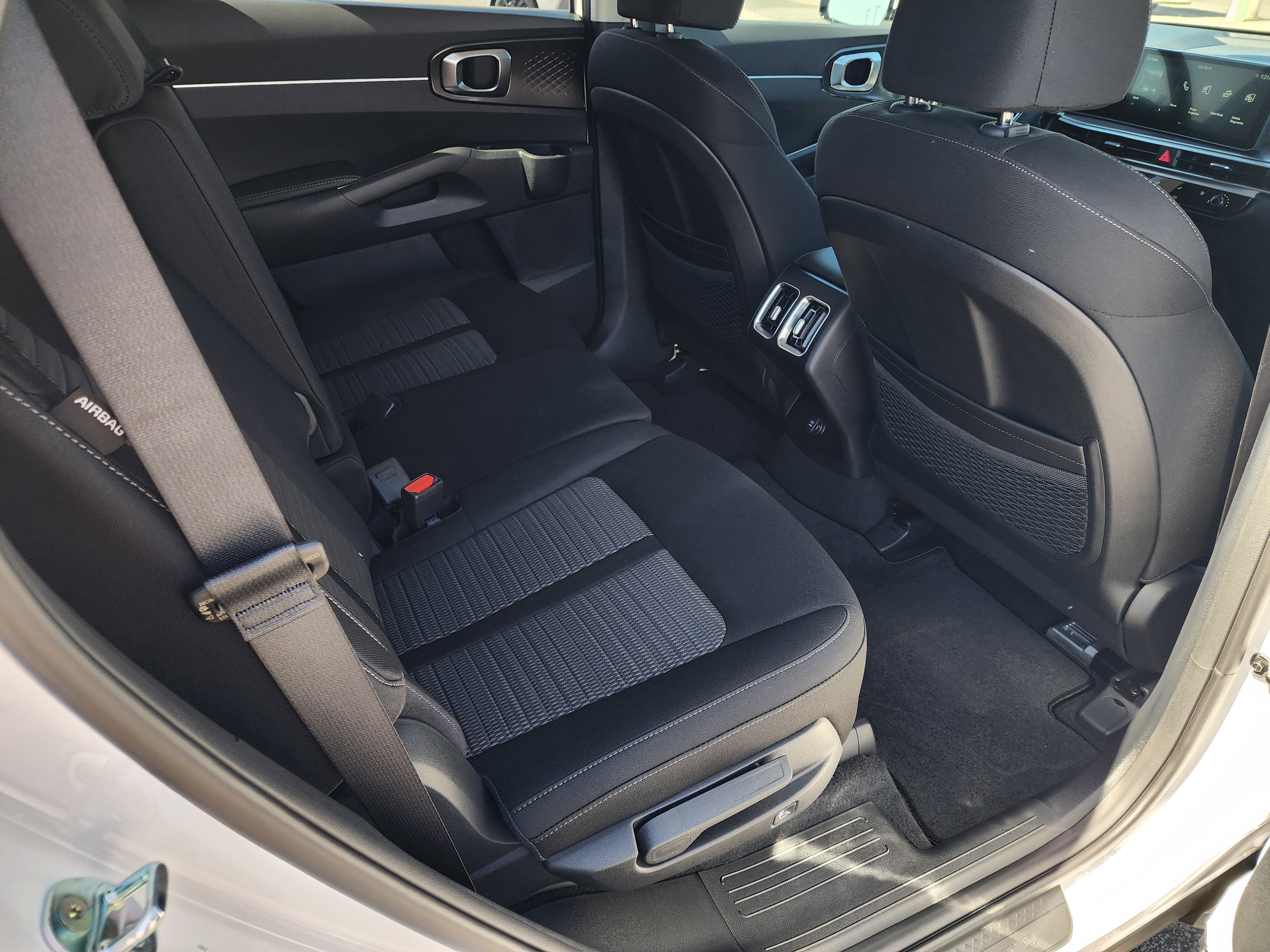 New 2026 Kia Sorento LX image 10