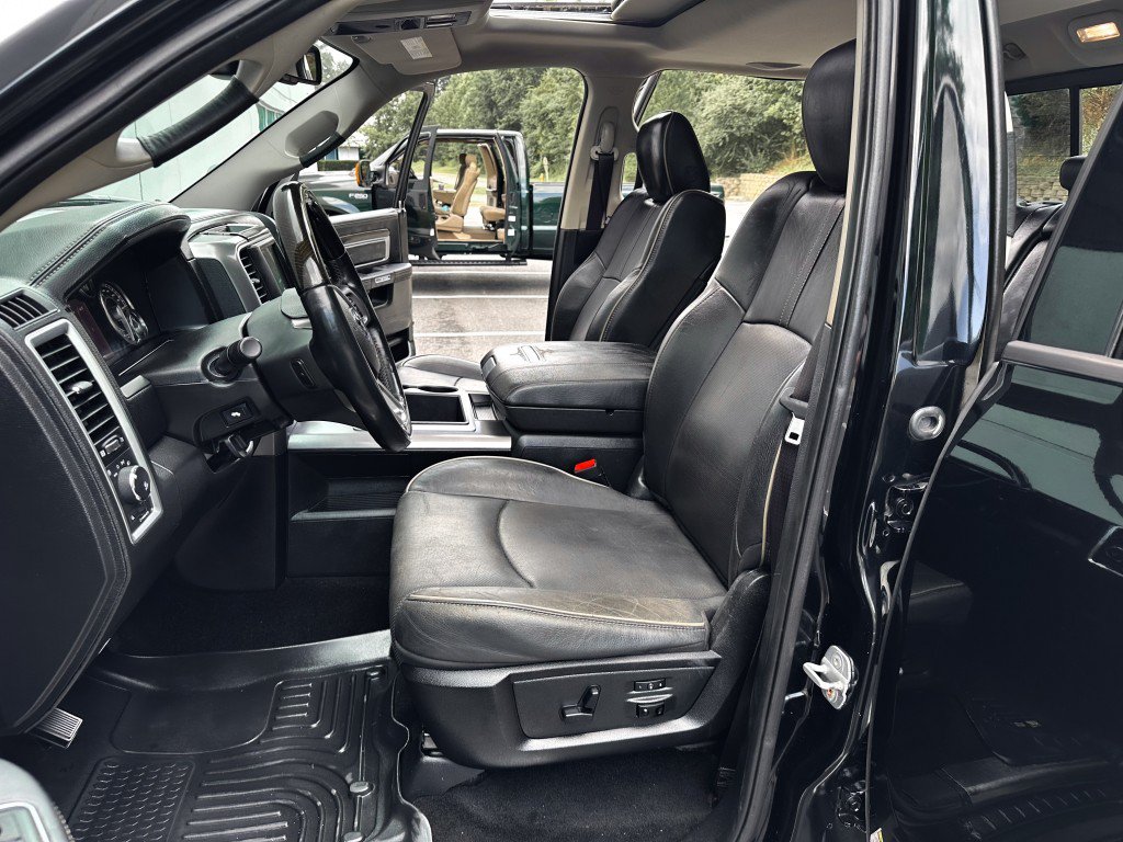 Used 2014 RAM 1500 Limited AWD/4WD image 16