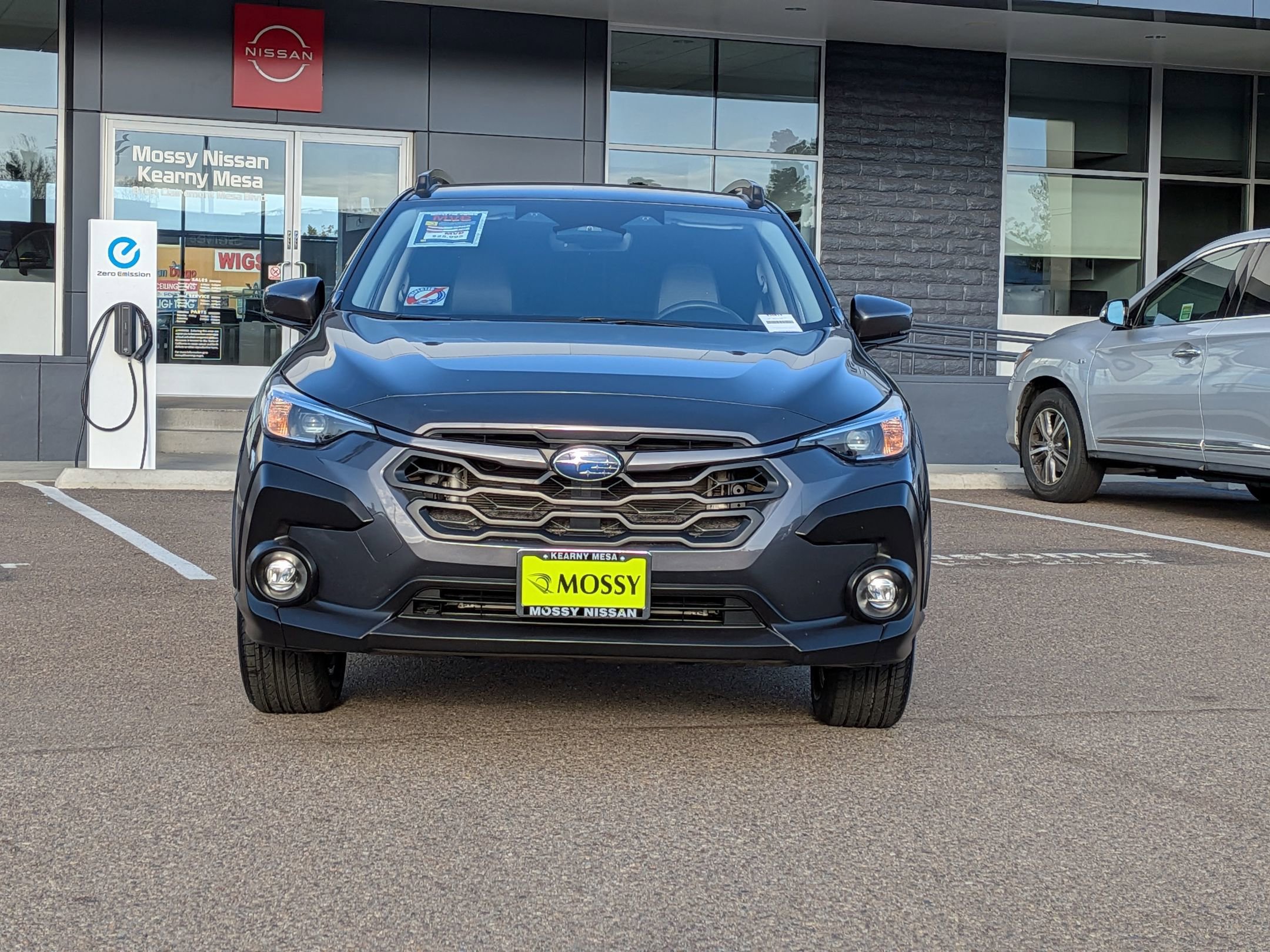 Used 2024 Subaru Crosstrek 2.0i Premium w/ Crosstrek Mirror Package image 5