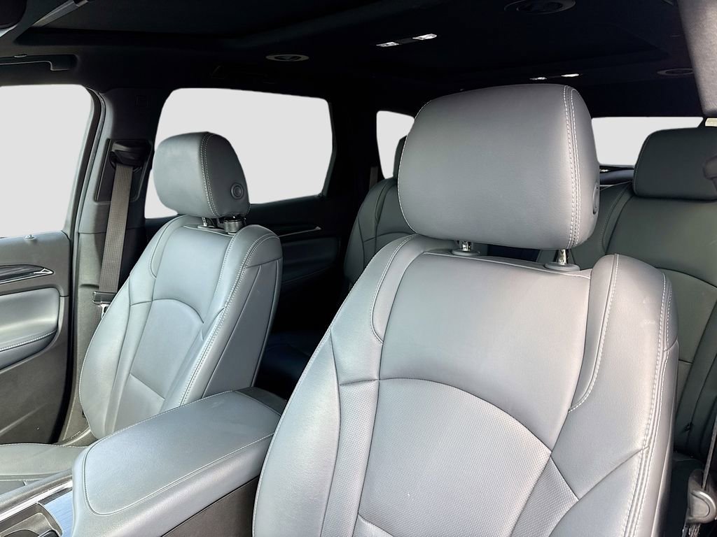 Used 2023 Buick Enclave Essence w/ Experience Buick Package image 13