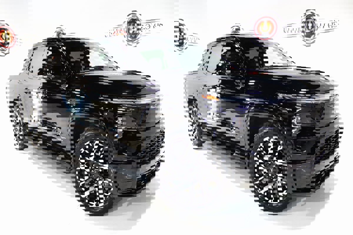 Used 2024 Chevrolet Silverado EV RST image 9