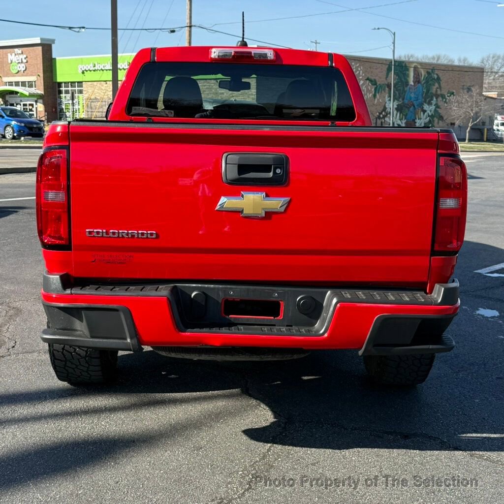 Used 2015 Chevrolet Colorado Z71 image 12