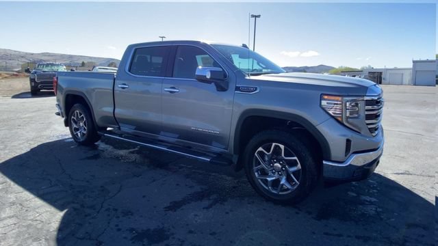 New 2026 GMC Sierra 1500 SLT w/ SLT Premium Plus Package AWD/4WD image 2
