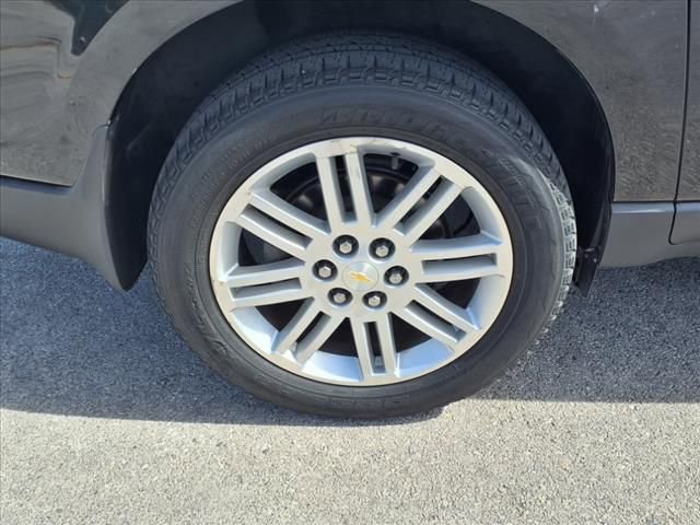 Used 2015 Chevrolet Traverse LT w/ Style and Technology Package FWD image 7