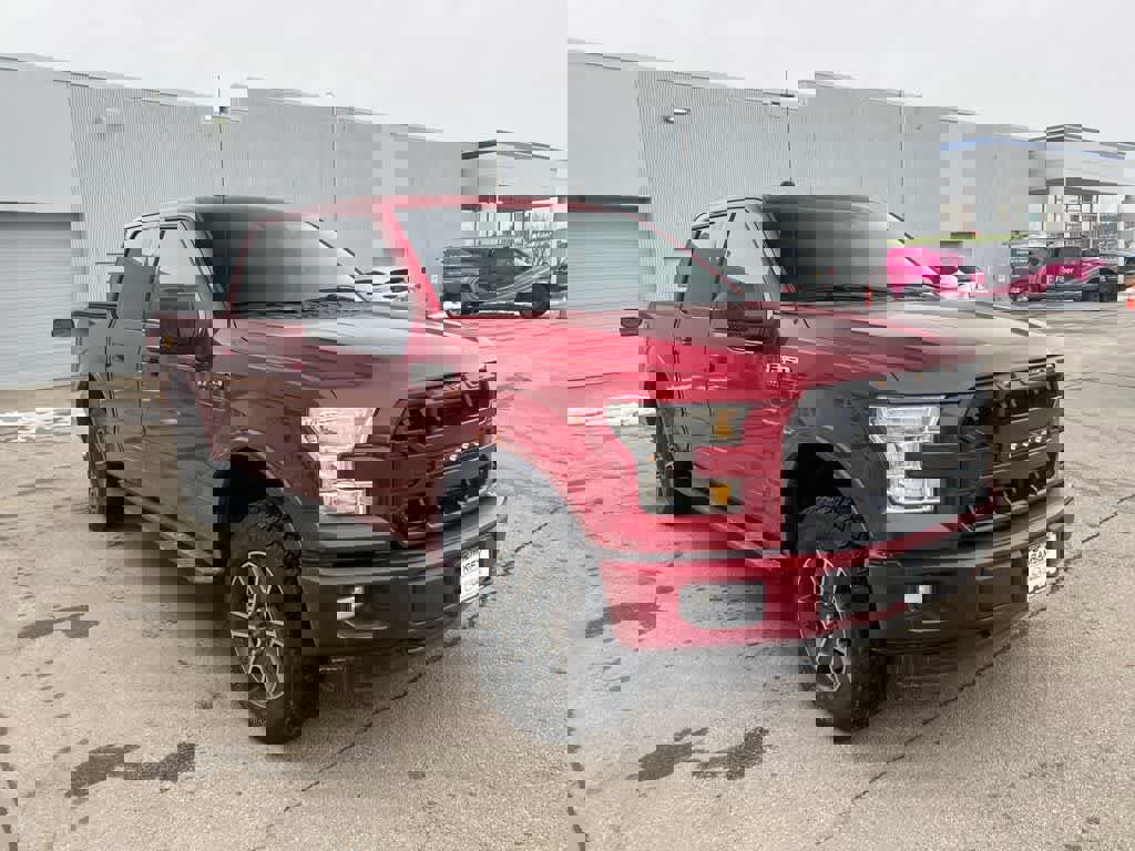 Used 2016 Ford F150 XLT w/ Equipment Group 302A Luxury image 12