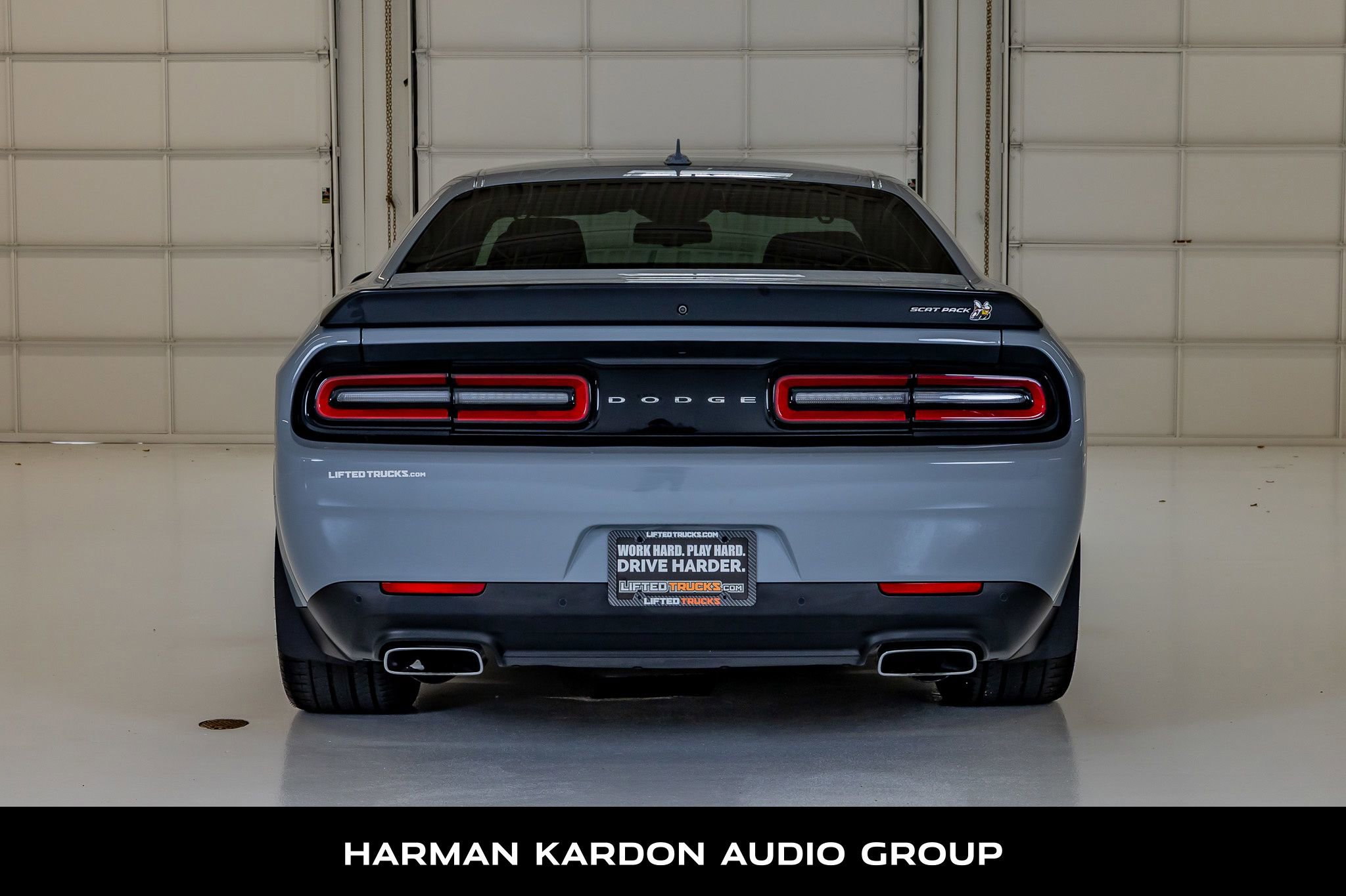 Used 2022 Dodge Challenger R/T Scat Pack RWD image 7