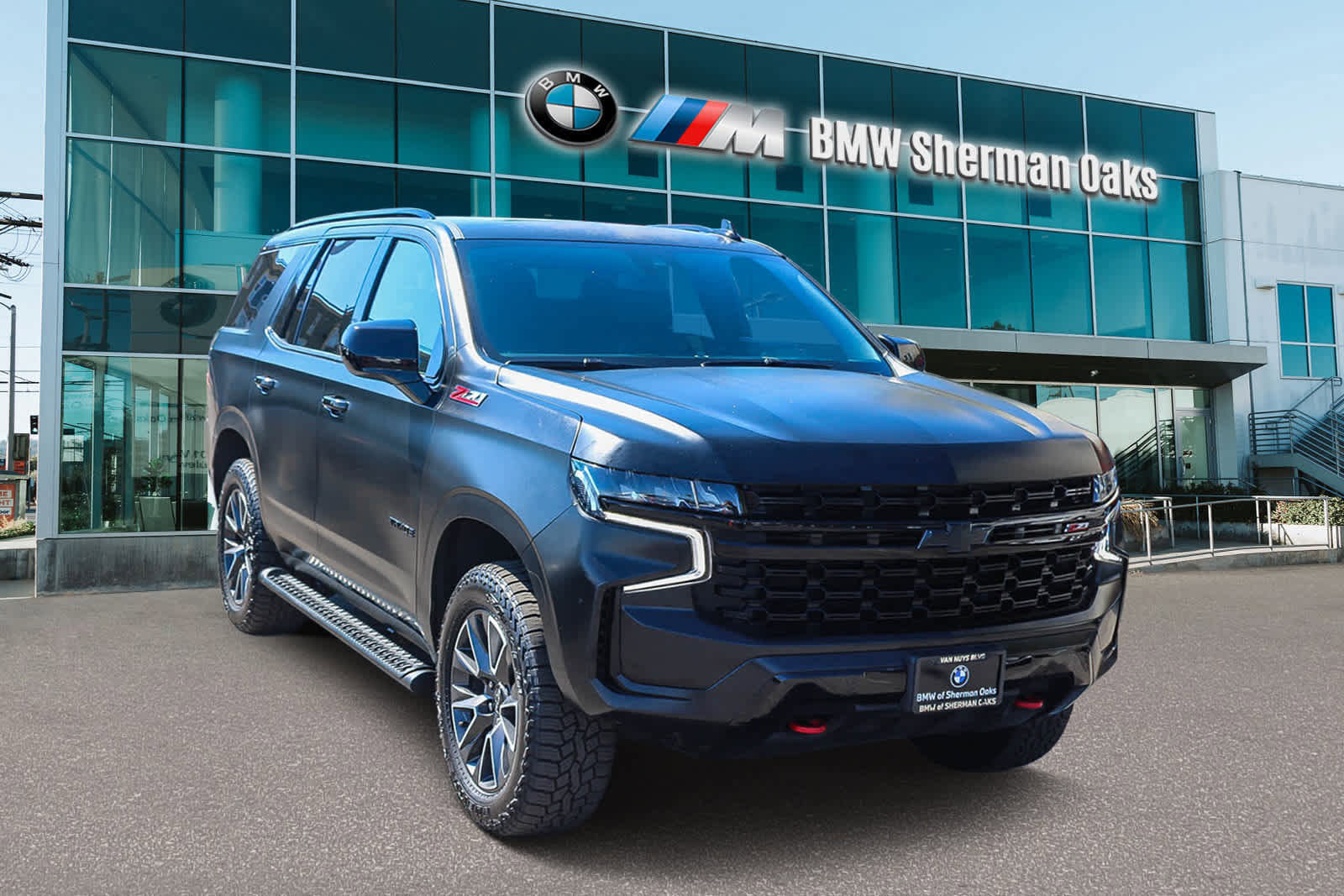 Used 2023 Chevrolet Tahoe Z71 image 3