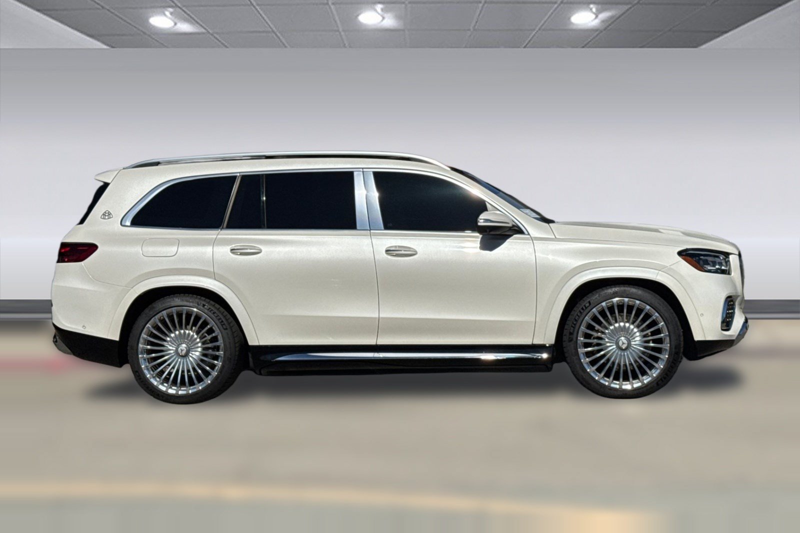 Certified 2024 Mercedes-Benz Maybach GLS 600 4MATIC image 7