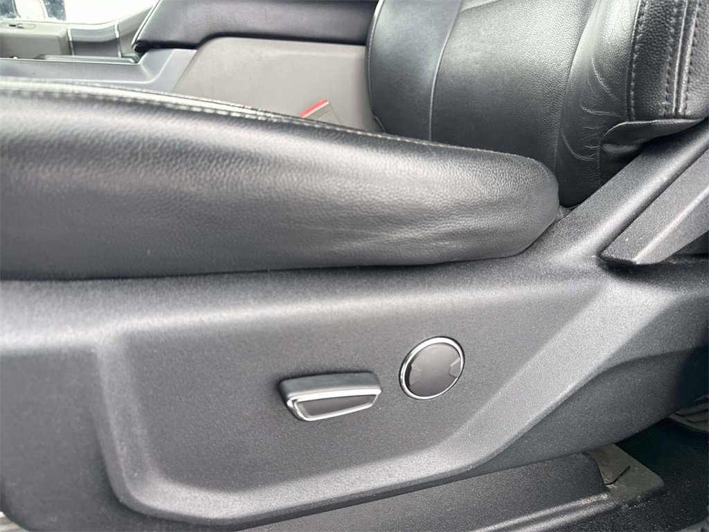 Used 2019 Ford F250 XLT w/ XLT Premium Package image 15