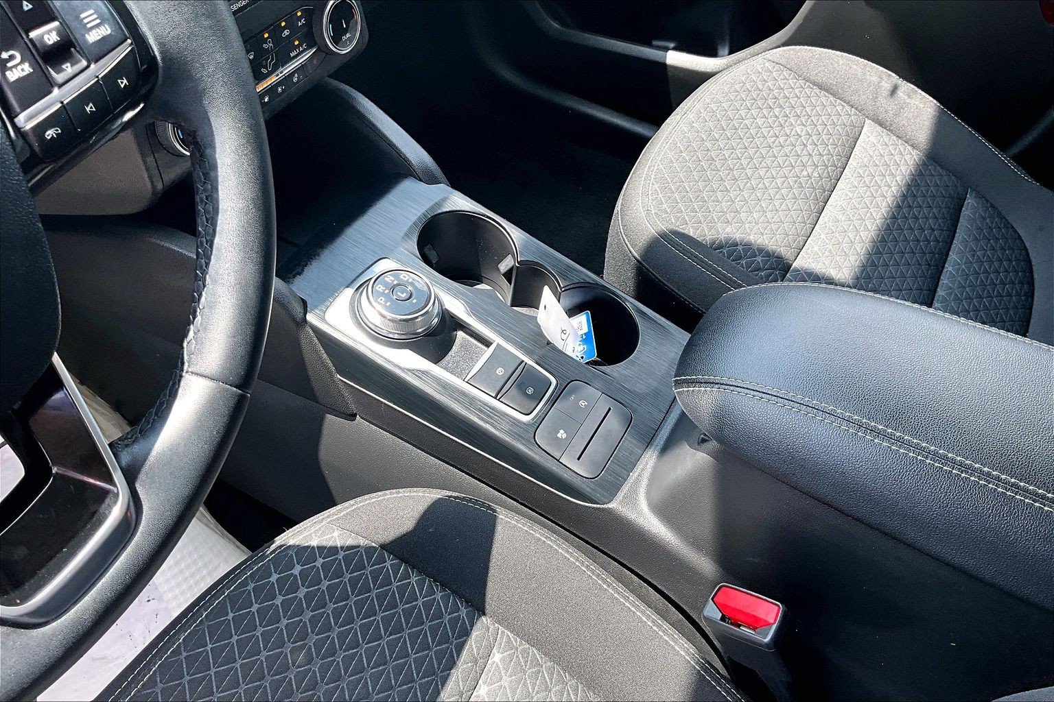 Used 2023 Ford Escape Active AWD/4WD image 15