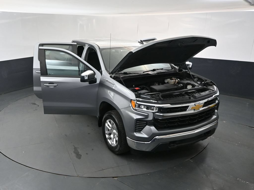 Used 2023 Chevrolet Silverado 1500 LT AWD/4WD image 17