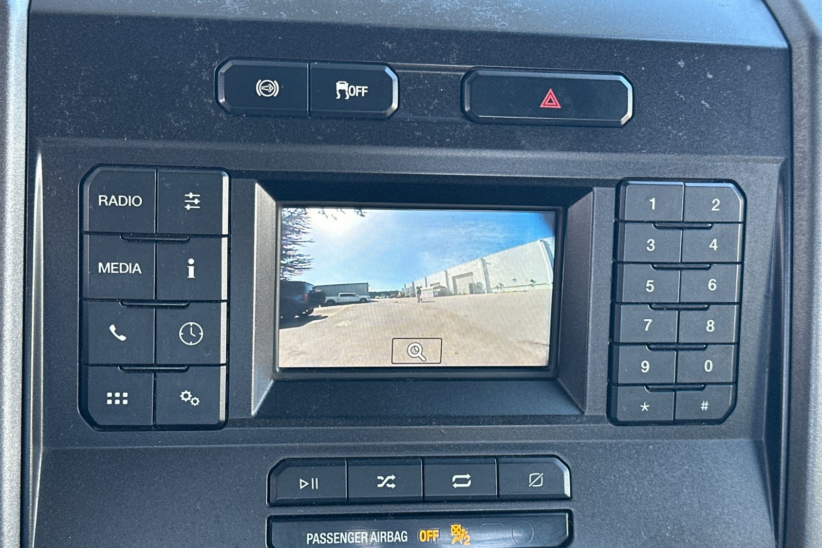 Used 2022 Ford F550 Luxury RWD image 16
