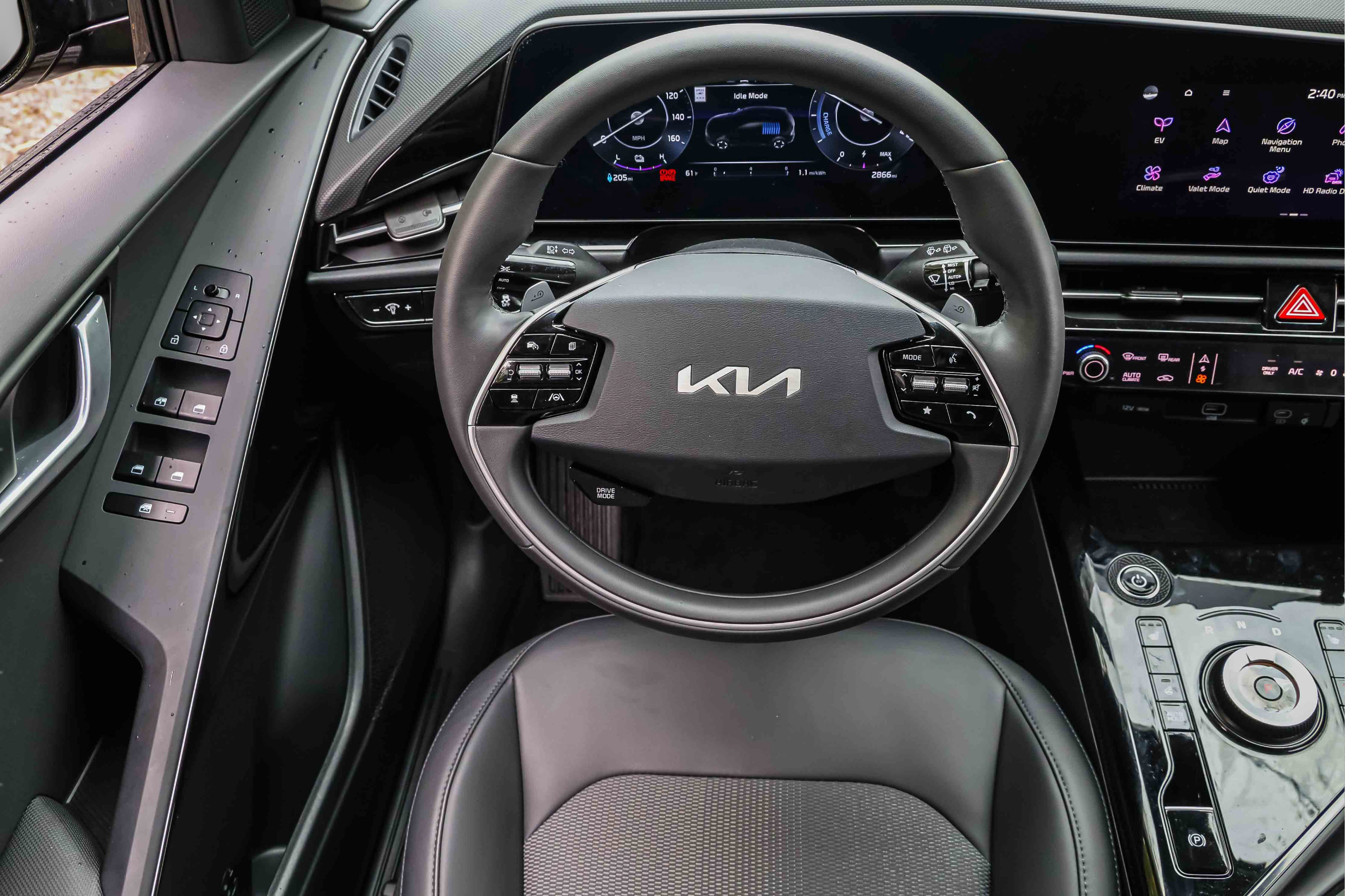 Certified 2025 Kia Niro Wind w/ Wind Preserve Package FWD image 18