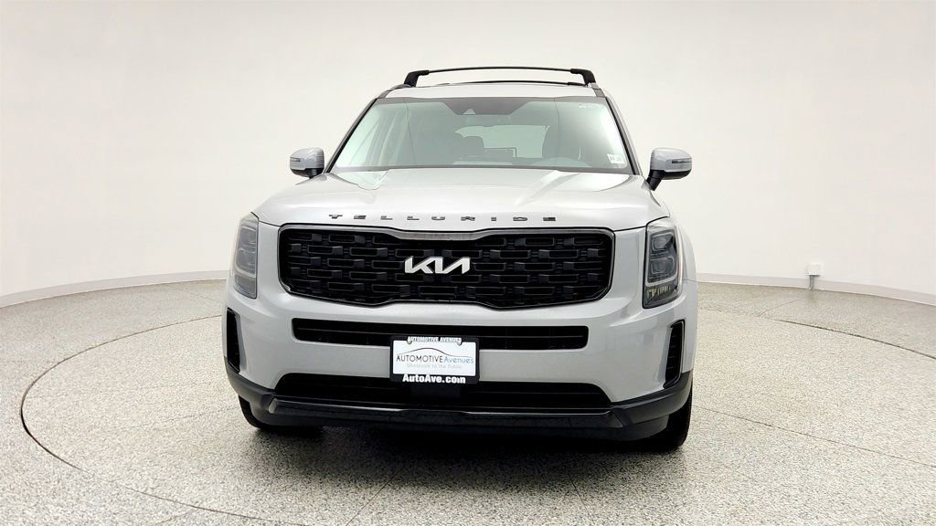 Used 2022 Kia Telluride EX w/ EX Premium Package AWD/4WD image 2