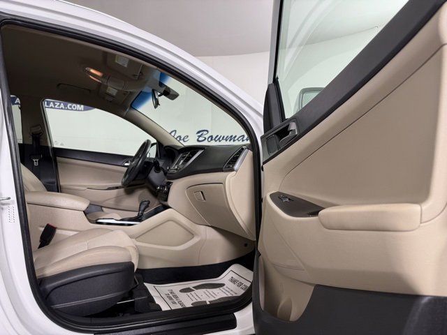 Used 2017 Hyundai Tucson Sport w/ Cargo Package image 16