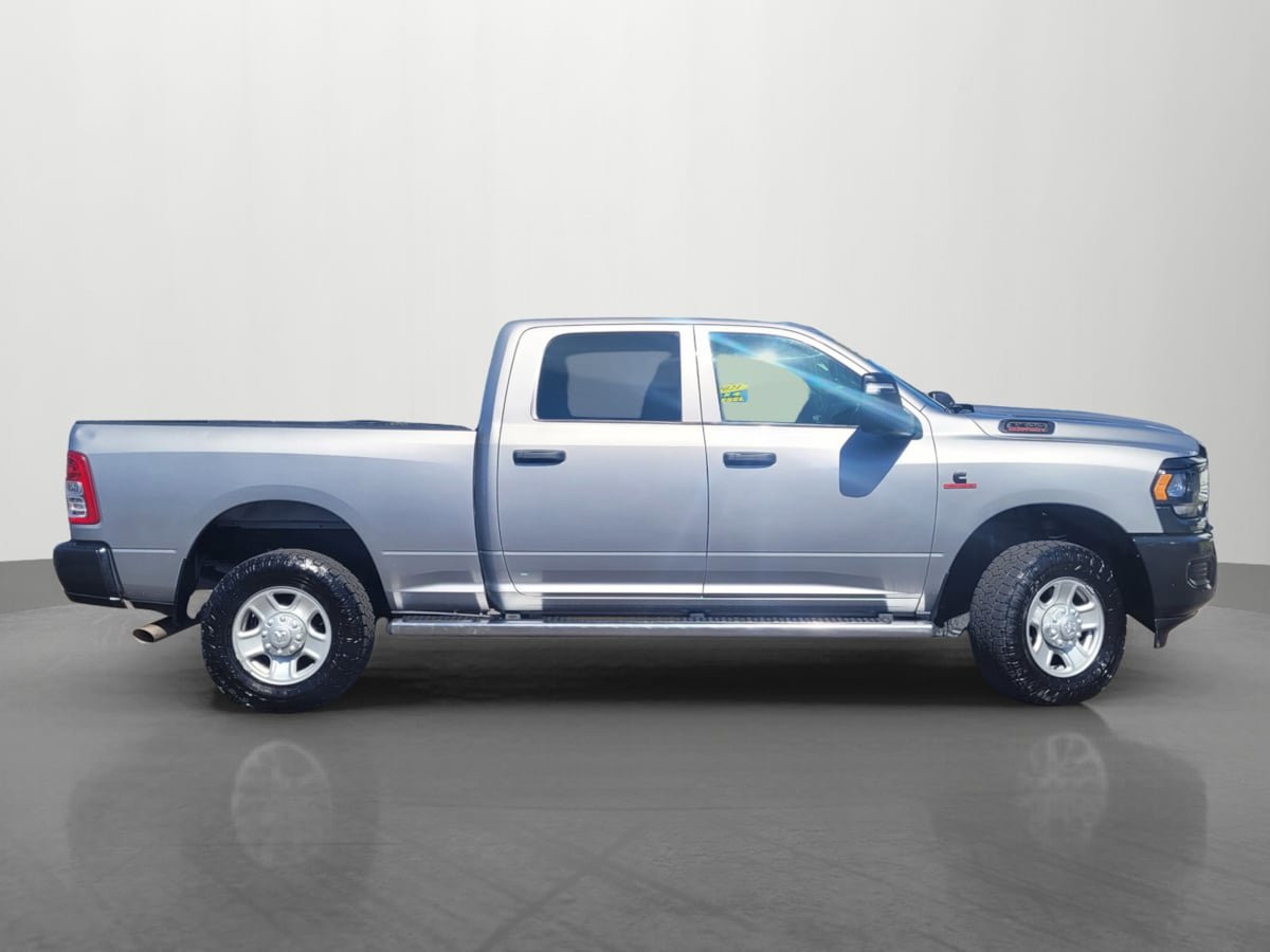 Used 2023 RAM 3500 Tradesman AWD/4WD image 3