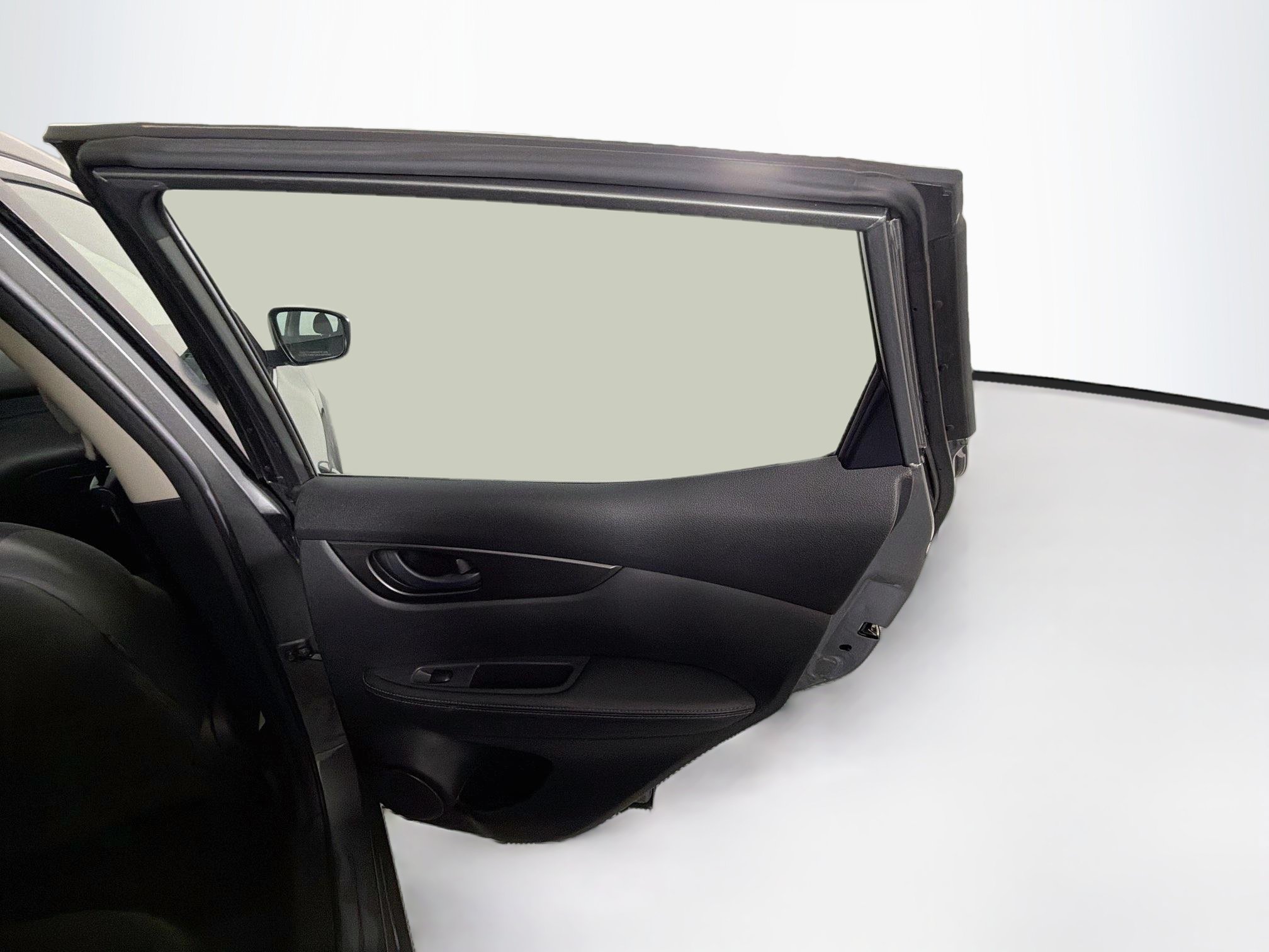 Used 2018 Nissan Rogue Sport S FWD image 28