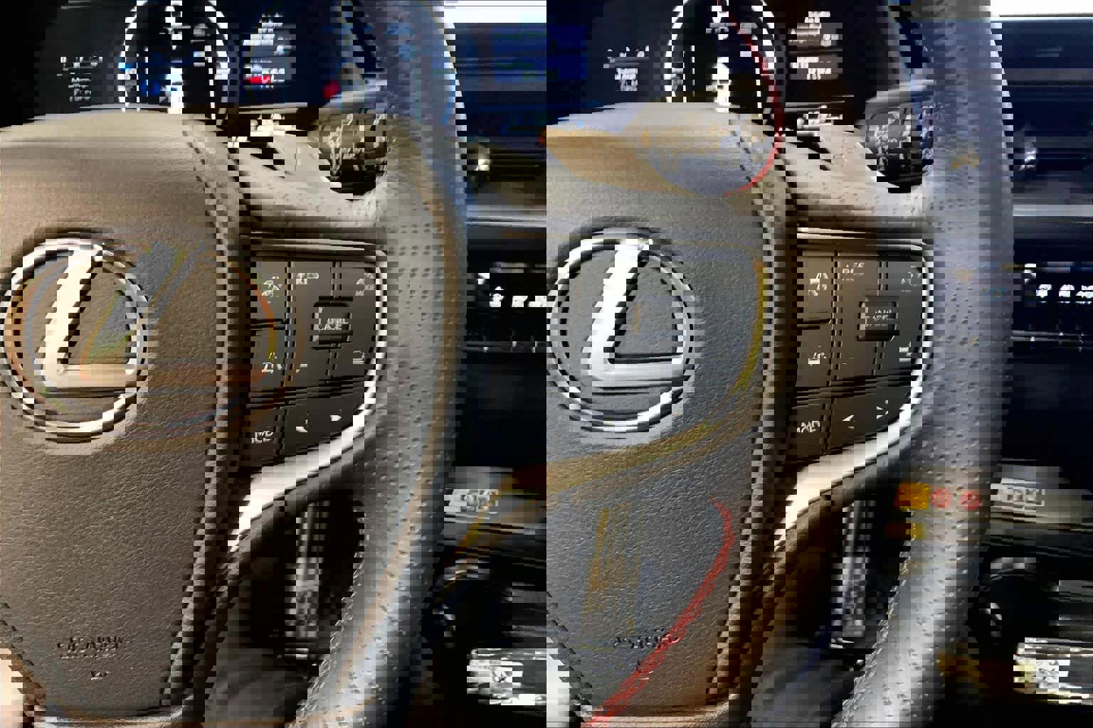 Certified 2025 Lexus UX 300h AWD w/ Accessory Package (Z1) image 25