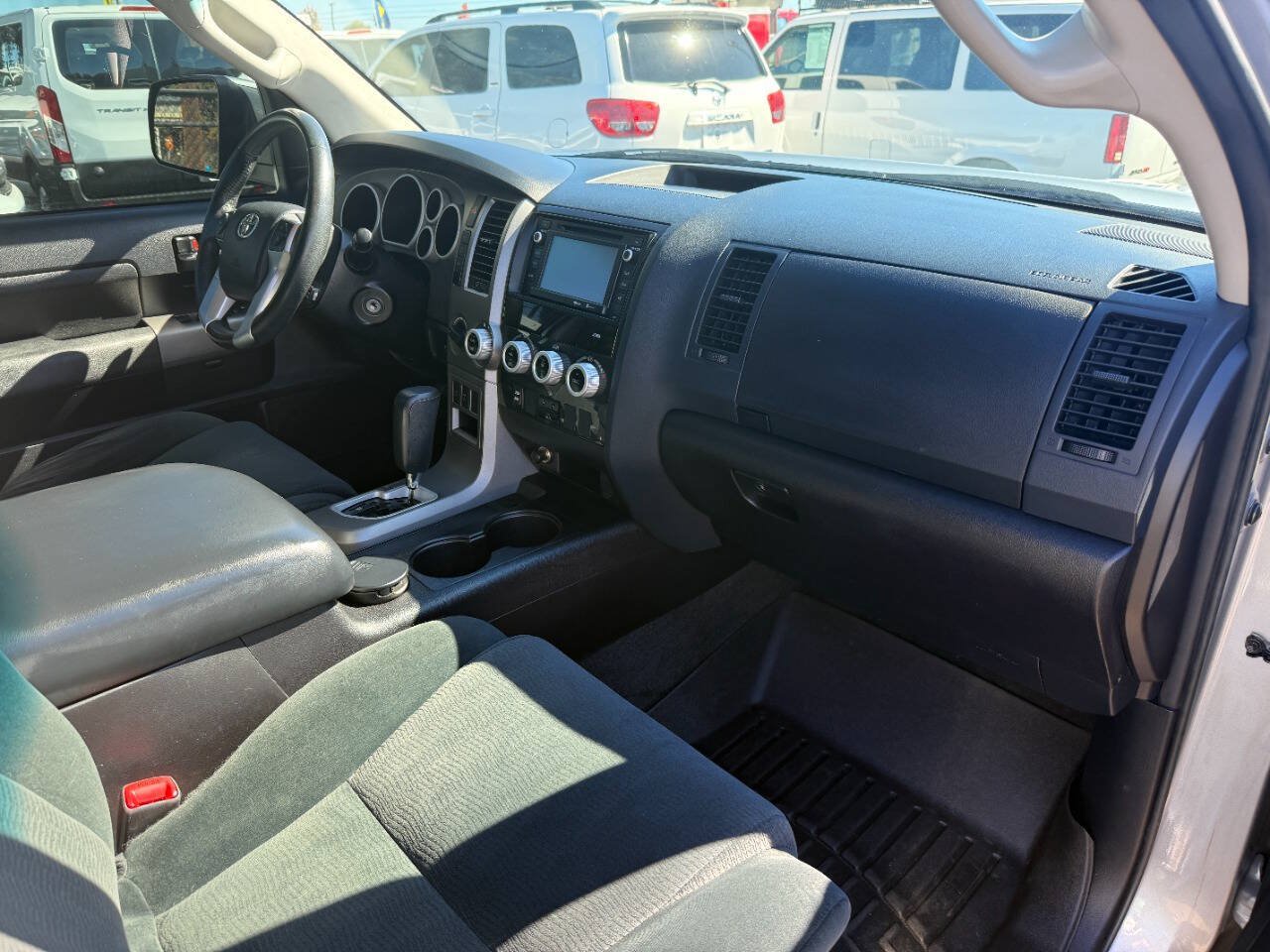 Used 2014 Toyota Sequoia SR5 w/ Sport Appearance Package AWD/4WD image 22