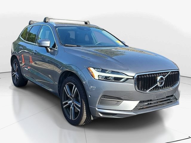 Used 2019 Volvo XC60 T6 Momentum w/ Multimedia Package