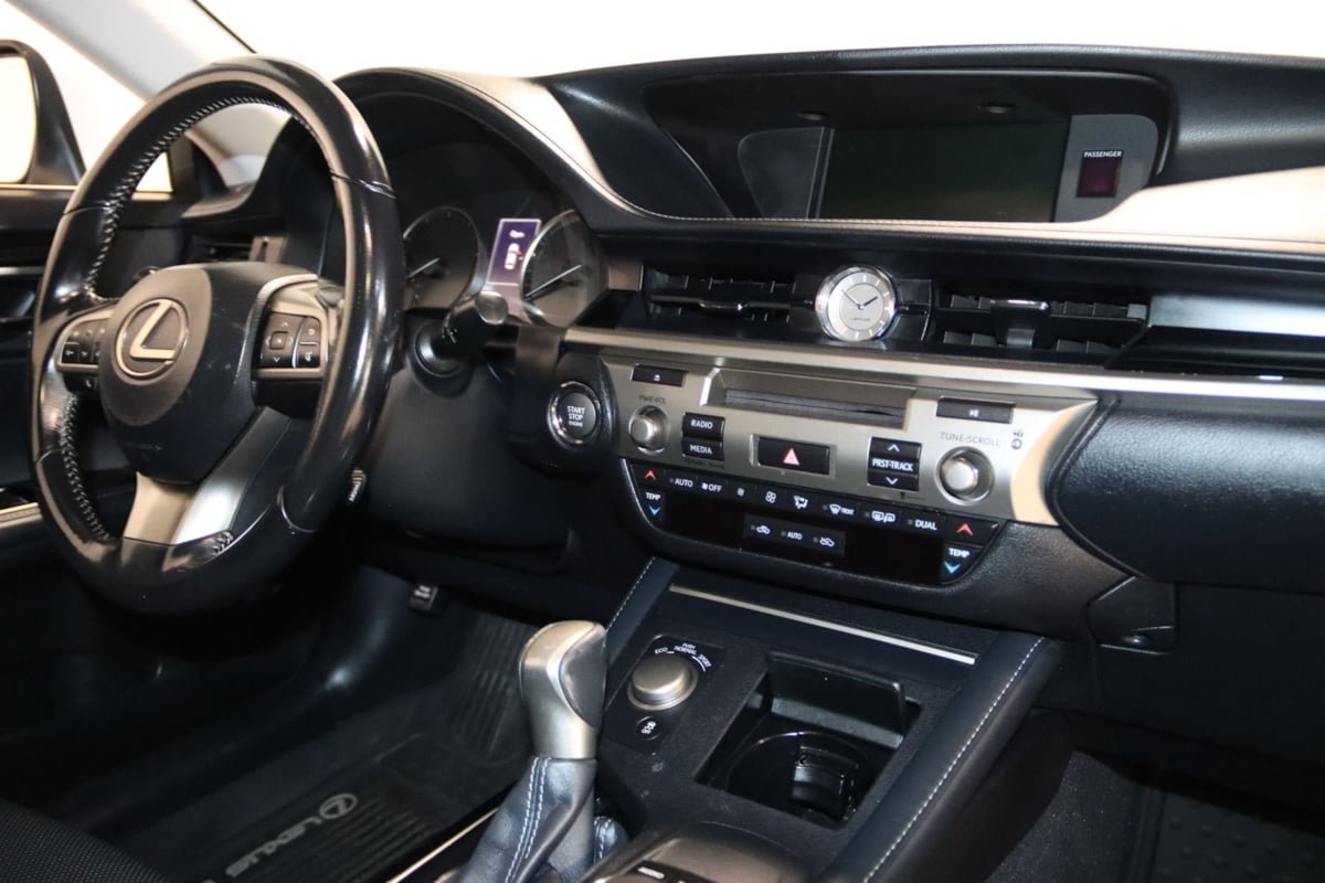 Used 2016 Lexus ES 350 FWD image 54