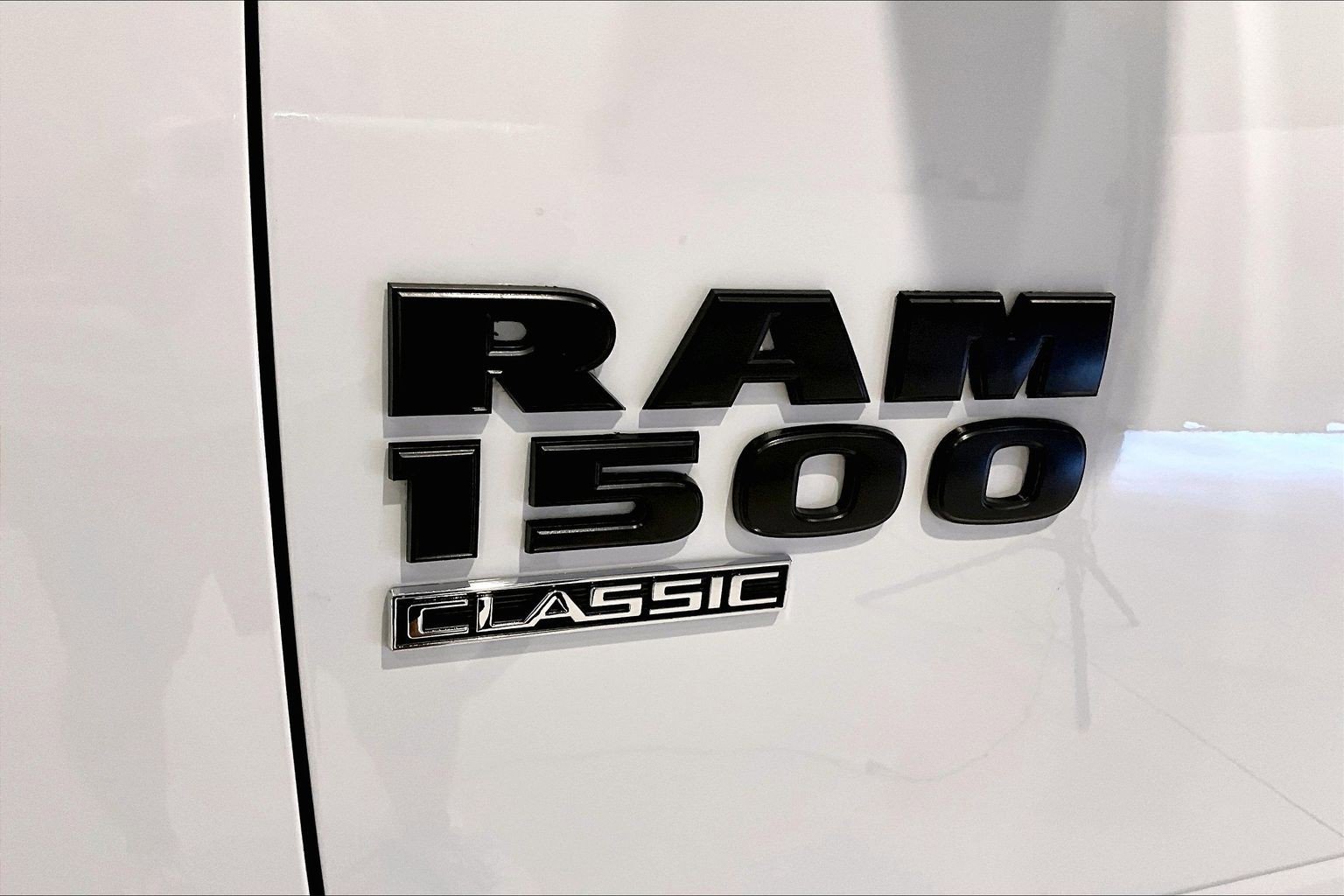 Used 2020 RAM 1500 ST w/ SXT Plus Group AWD/4WD image 23