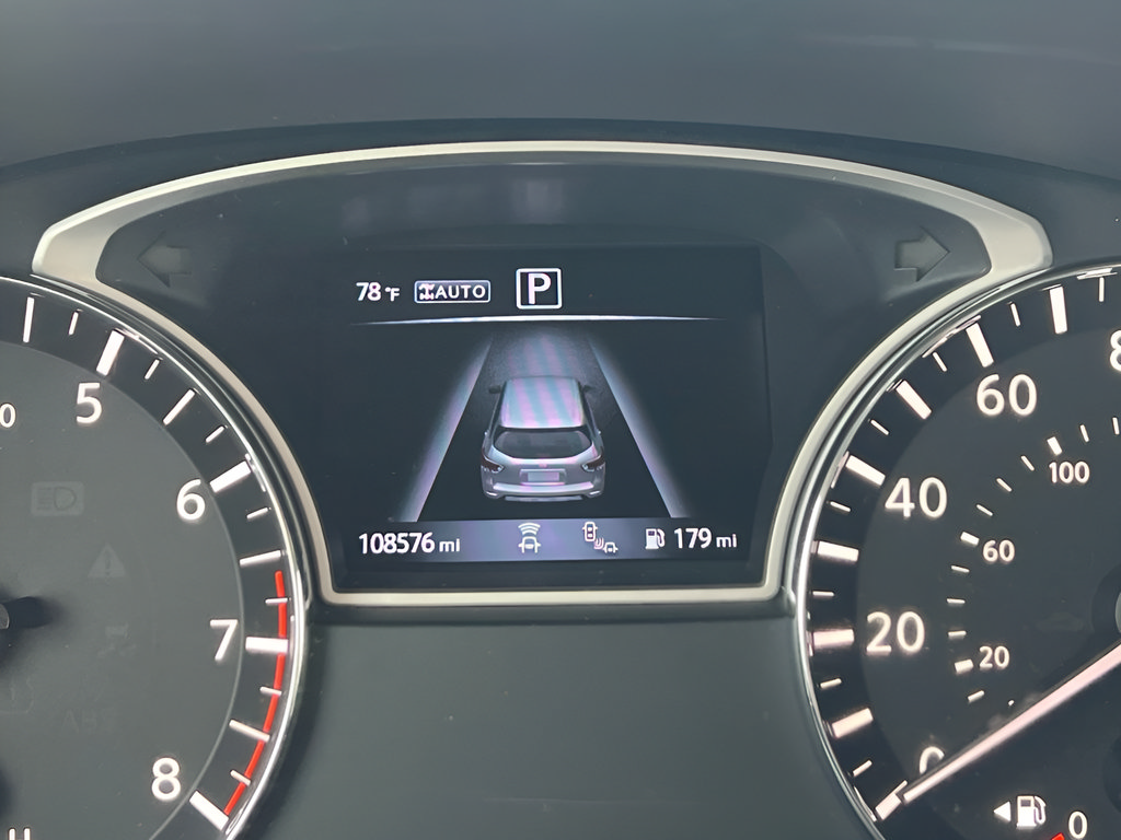 Used 2018 Nissan Pathfinder SL w/ Midnight Edition Package AWD/4WD image 21