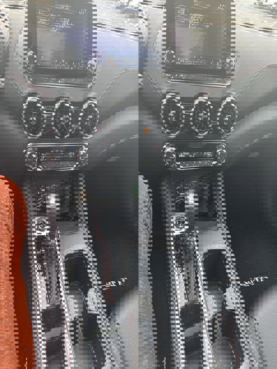 Used 2024 Nissan Sentra SR w/ SR Premium Package image 9