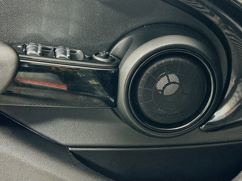 Used 2016 MINI Cooper S image 18