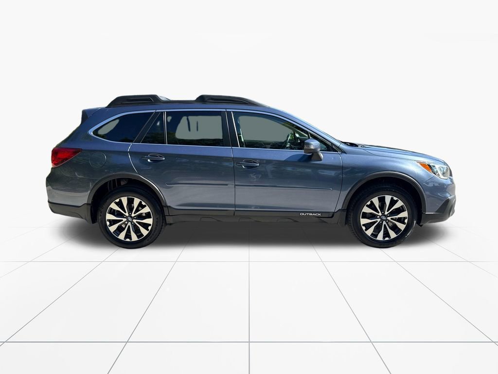 Used 2015 Subaru Outback 2.5i Limited AWD/4WD image 9