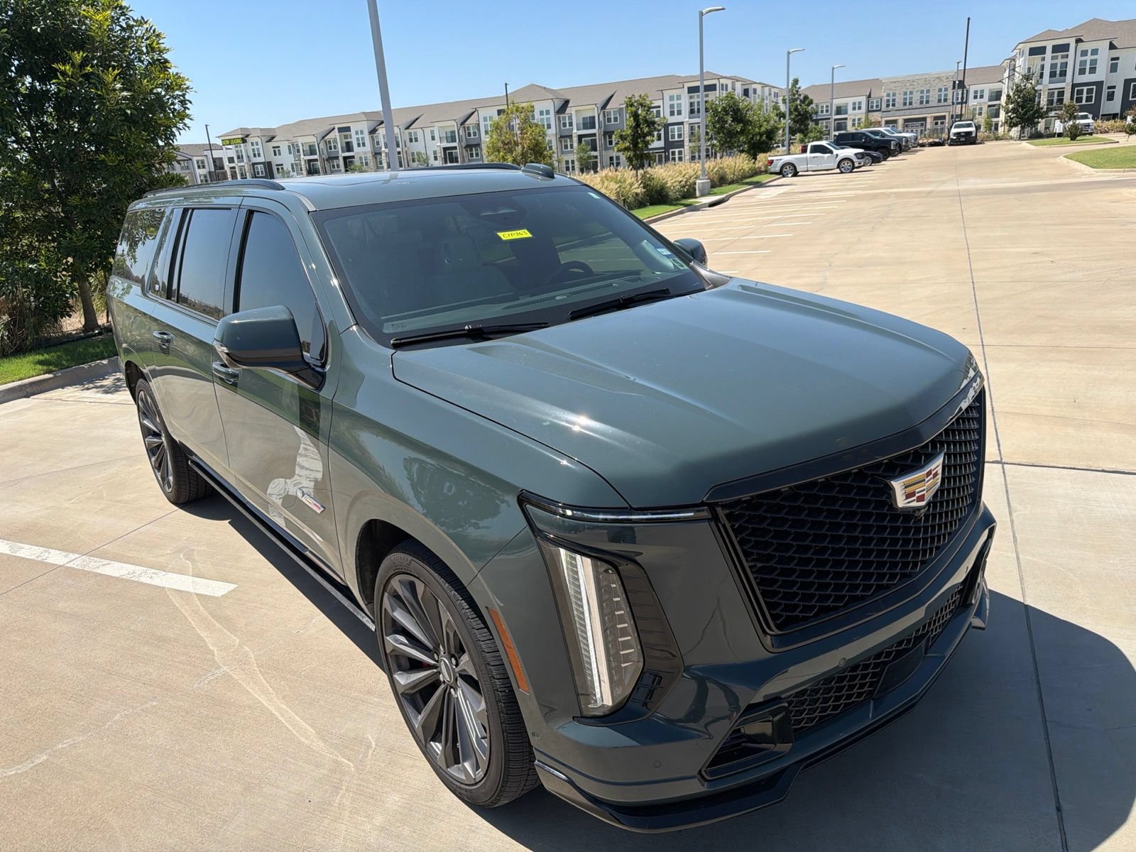 Certified 2025 Cadillac Escalade ESV V AWD/4WD image 6